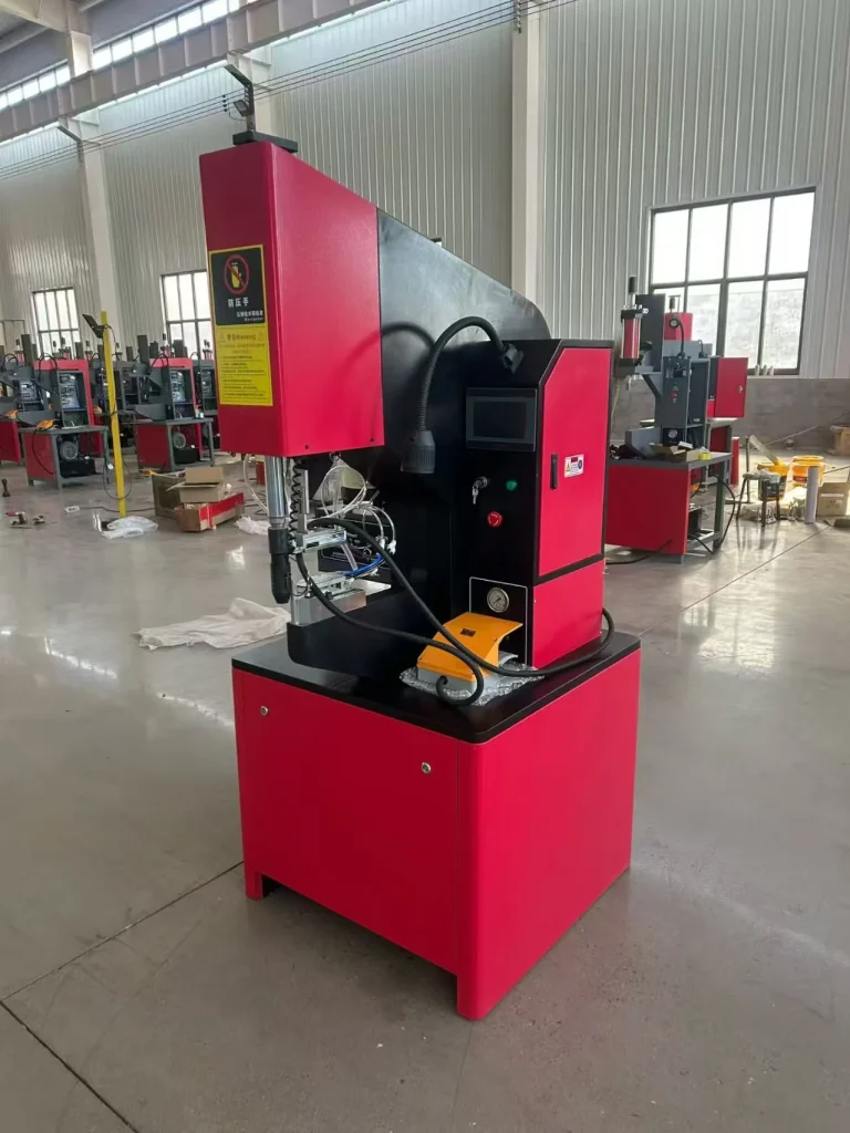 YRS Industrial hydraulic riveting machines in factory