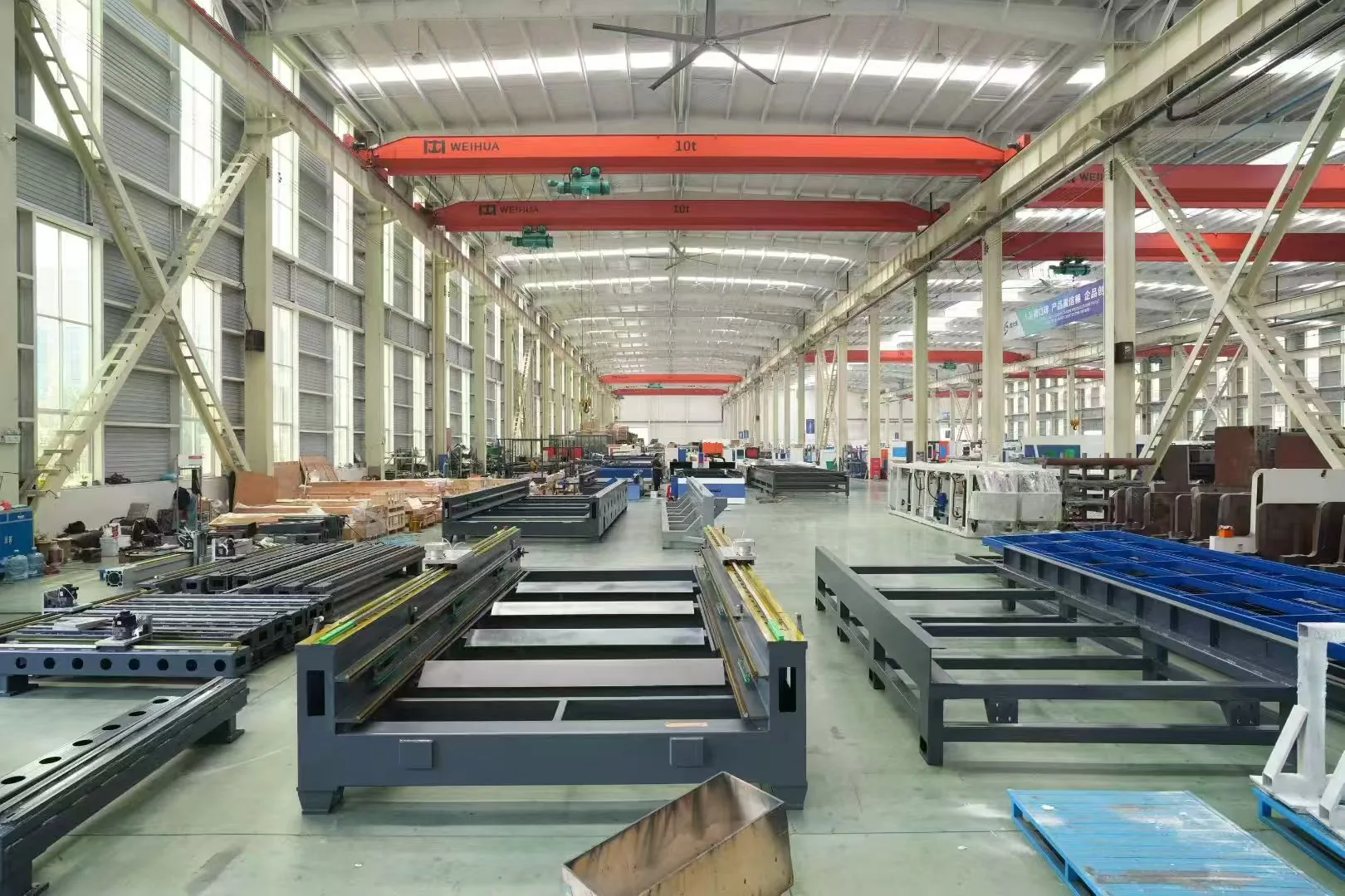 YRS Industrial laser cutting machine factory workshop