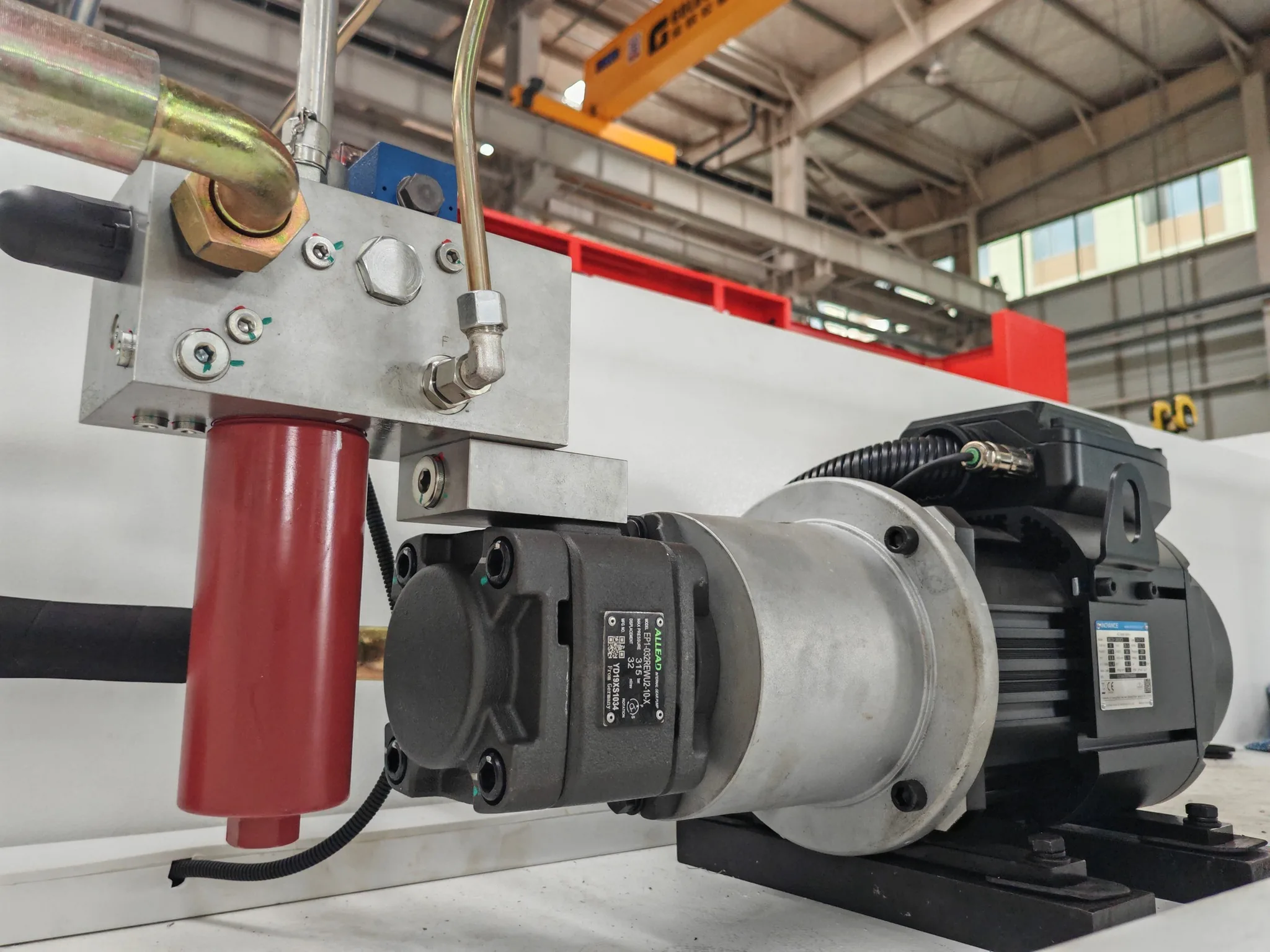 YRS press brake hybrid servo ECO function optional