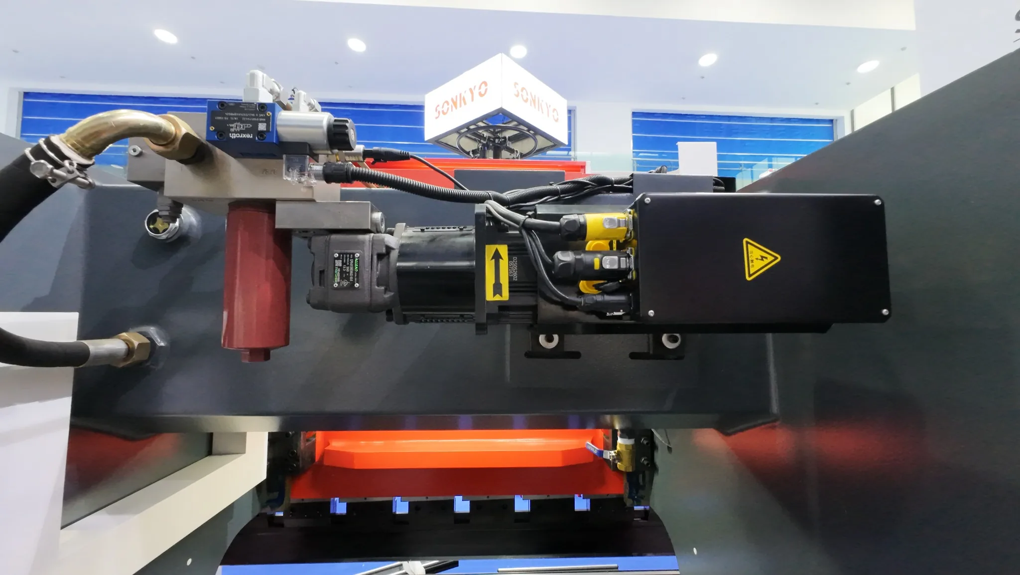Bosch Rexroth hydraulic proportional valve for CNC press brake
